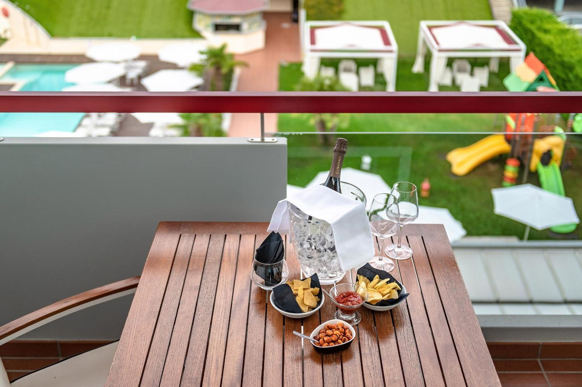 Domino Suite Hotel & Residence Lido di Jesolo Oda fotoğraf